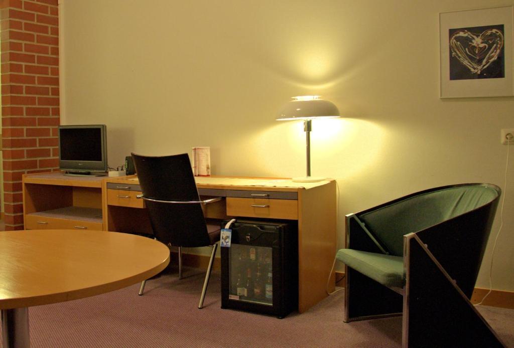 Hotel Kuninkaantie Espoo Quarto foto